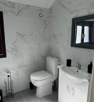 Upper Edmonton Casa | 12 minuets walk to Tottenham stadium