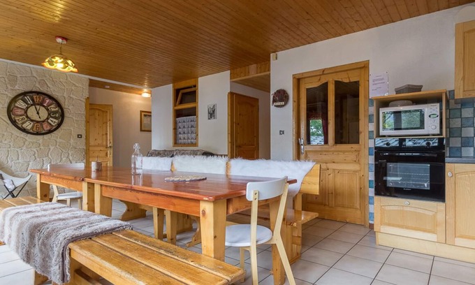Saint-Sorlin-d'Arves Apartamento | tranquilo apartamento de lujo en una casa - 100 metros de las pistas - COMMERC