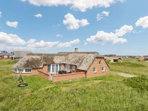 Vrist Strand Casa | 12 person holiday home in Harboøre-By Traum