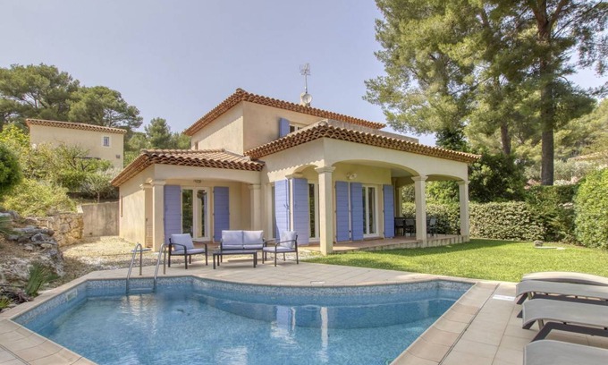 La Cadiere-d'Azur Villa | 120 m² Villa ∙ 3 habitaciones ∙ 6 huéspedes