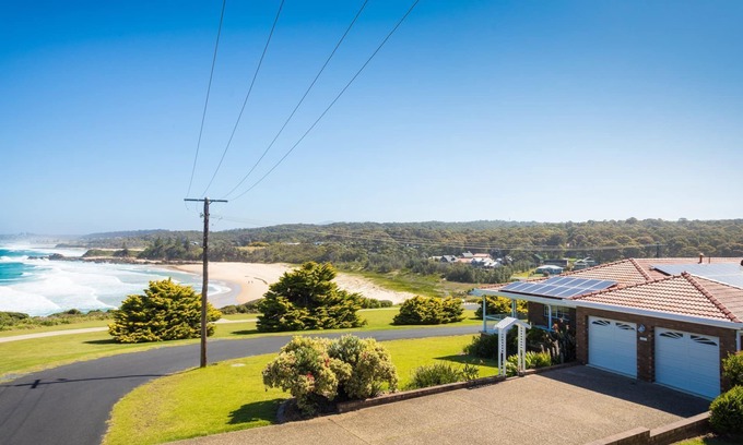 Dalmeny Casa | 120 Ocean Parade Dalmeny