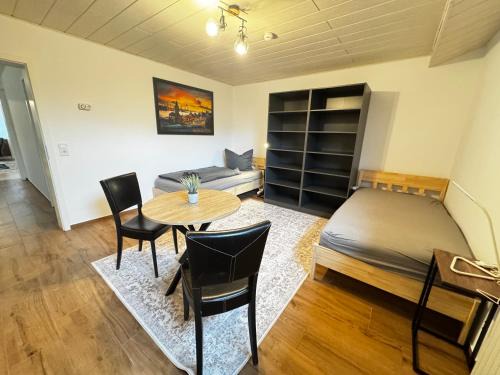 Siek Apartamento | 120m² Apartment nahe A1 - 4 Schlafzimmern - 2 Bäder - Parkplatz, WLAN