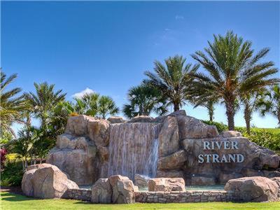 Bradenton Casa | 128 Sweet Tree! Lakeside home with private pool located in River Strand Golf & CC