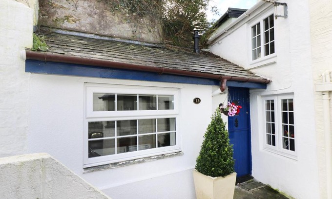 Lostwithiel Casa | 13 Castle Hill