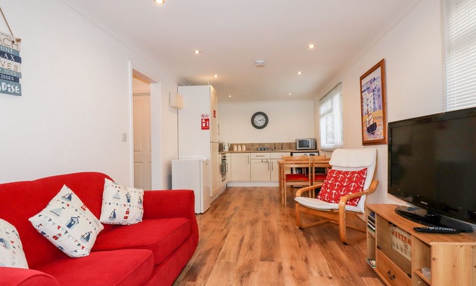 Padstow Cabina | 133 ATLANTIC BAYS, family friendly, with a garden in St Merryn
