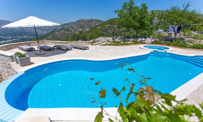 Gornji Brgat Apartamento | 134 m² Apartamento ∙ 2 habitaciones ∙ 4 huéspedes
