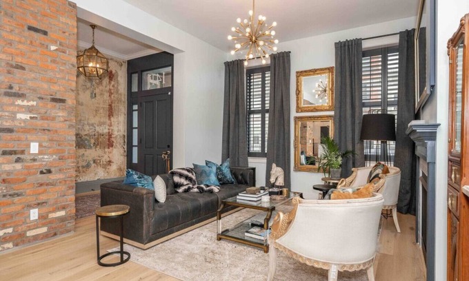 Over-the-Rhine Casa | 1411 Elm St · Besuden House OTR
