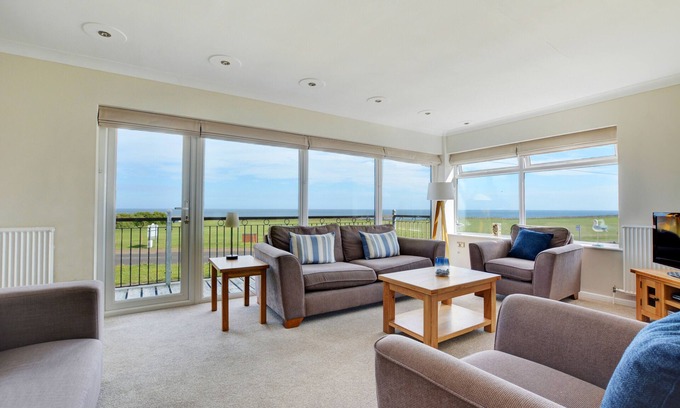 East Runton Casa | 15 Clifton Park - Tres Habitaciones Casa, Capacidad 6