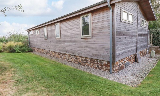 Dobwalls Casa | 15 Faraway Fields