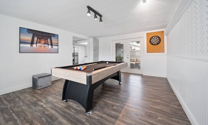 Regency Park Casa | 15 min from the beach