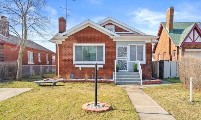 Gary Casa | 15 mins to beach/Renew+Relax/Clean/ Nat’l Park!/Theater/Game Room/Pet Friendly