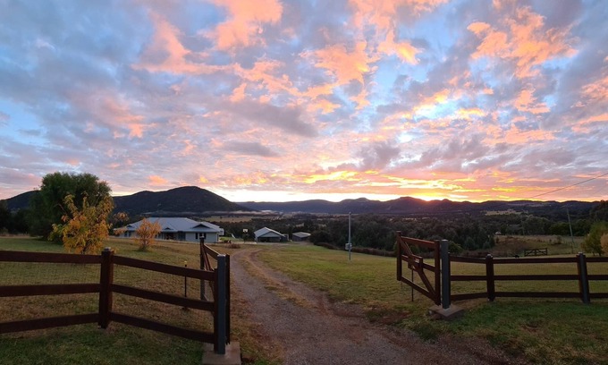 Daruka Apartamento | 15 minutes from CBD. Guest numbers flexible for travelling sporting families.