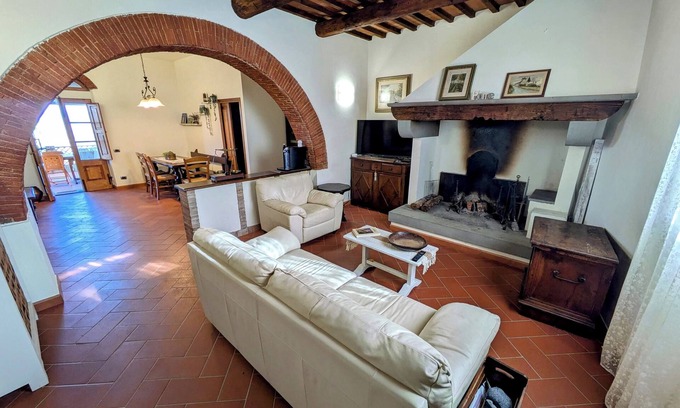 Lastra a Signa Casa | 15 minutes from Florence with large garden and terrace with breathtaking views