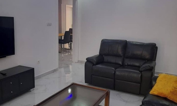 Pointe des Almadies Apartamento | 15 minutes from lac rose lovely spacious apartment