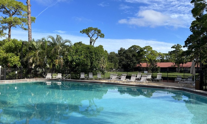 Gulf Gate Estates Villa | 15 Minutes to Siesta Key Beach & Fabulous Community Pool!!