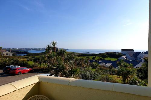 Trearddur Bay Casa | 15 The CLIFF APARTMENT-2 BED- SEA VIEW