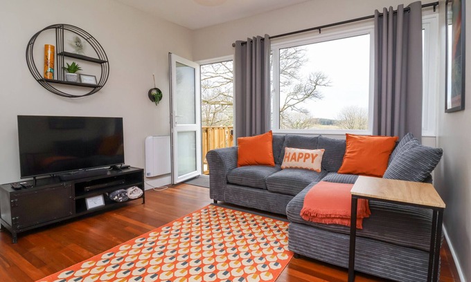 Kilkhampton Cabaña | 15 THE PARK, pet friendly, with a garden in Kilkhampton