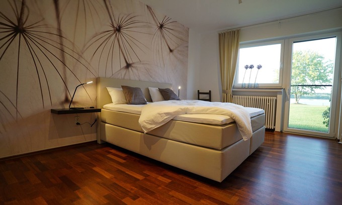 Wesel Apartamento | Apartamento de 150 m² en Diersfordter Waldsee con playa de arena y terraza de agua