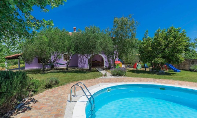 Rakalj Villa | 150 m² Villa ∙ 4 habitaciones ∙ 8 huéspedes