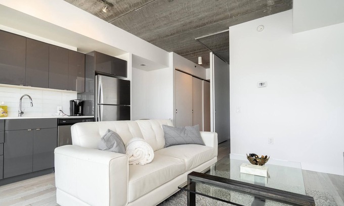 Downtown Winnipeg Condominio | (1505)Downtown Winnipeg+Cheerful 1 Bdr+Fast WiFi(311)
