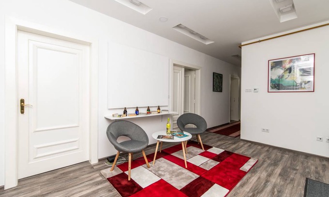 Old Town Apartamento | 150sqm Apartment with 4 units! GREAT FOR GROUPS