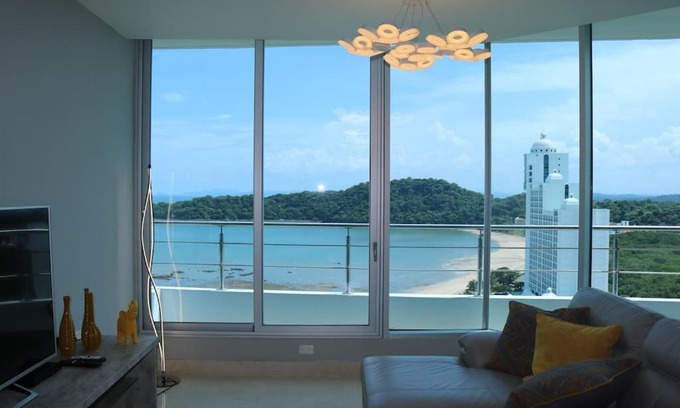 Playa Bonita Village Apartamento | 15B Stunning Oceanfront Views Panama Resort Life