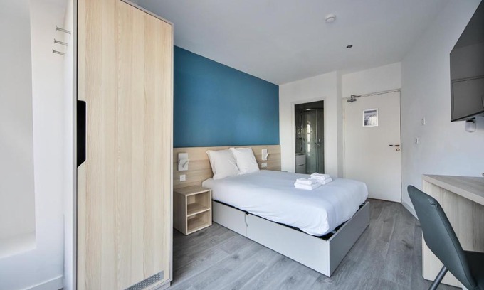 Charenton-le-Pont Apartamento | 16.Chambre double#CoLiving#Loft#HomeCinema#fitness