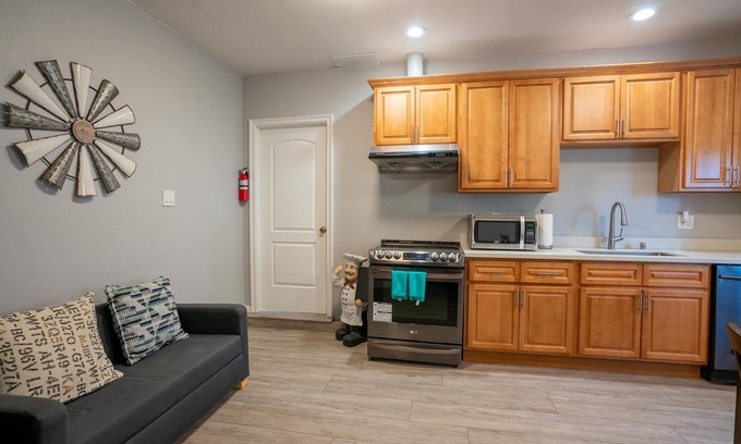 East San Jose Casa | 16 Guests❤️6BR/3BA/Private❤️Comfy/Quiet/Convenient