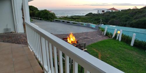 Keurboomstrand Casa | 16 Mare Nostrum, "Sweet Sixteen"