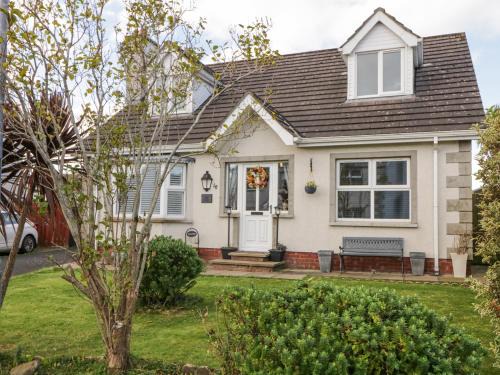 Ballycastle Casa | 16 Whitehall Place