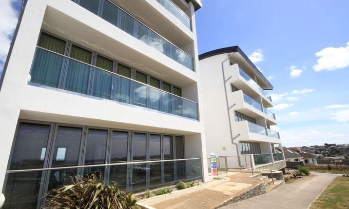 Newquay Casa | 16 Zenith Apartment