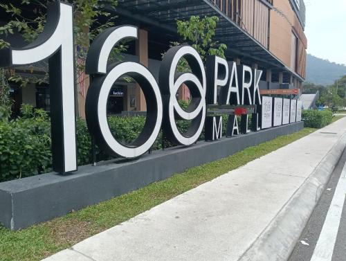 Batu Caves Apartamento | 168 Mall Selayang Batu Caves Totoro Theme Residence