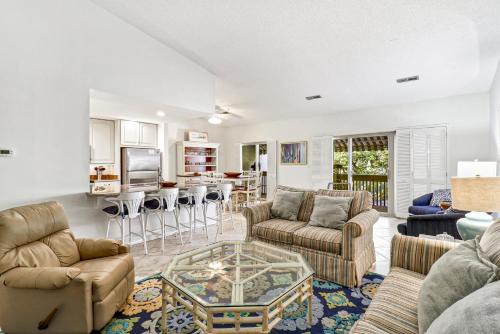 South Beach Villa | 1690 Bluff Villas