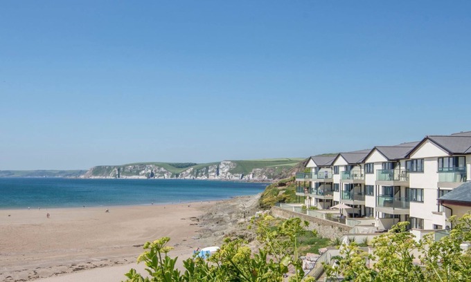 Bigbury-on-Sea Cabaña | 17 BURGH ISLAND CAUSEWAY, family friendly in Bigbury-On-Sea