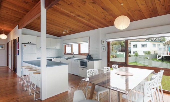 Dalmeny Casa | 17 Dulling Street Beach House