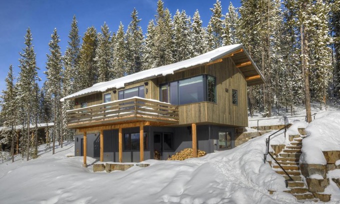 Big Sky Casa | 17 Lake Cabin by Moonlight Basin Lodging