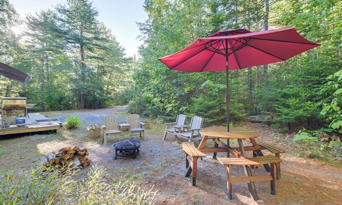 Ellsworth Cabaña | 17 Mi to Acadia: Cottage Near Downtown Ellsworth!