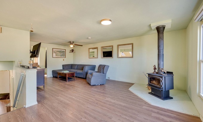 Coal Creek Canyon Cabina | 17 Mi to Town: Peaceful Golden Cabin!