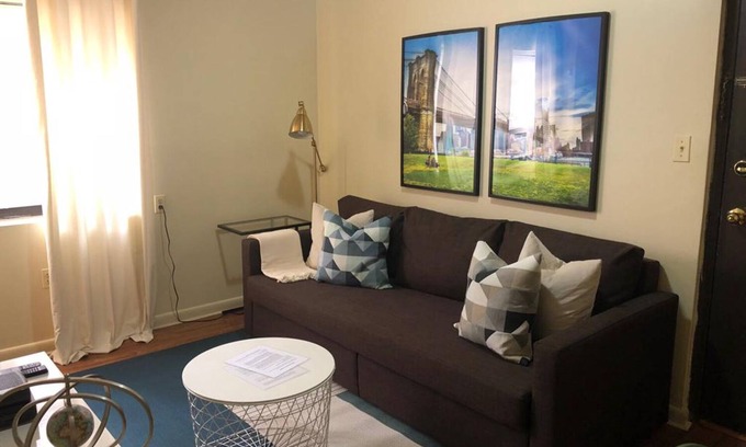 Industry Apartamento | NYC Gateaway-20min a NYC / estacionamiento disponible