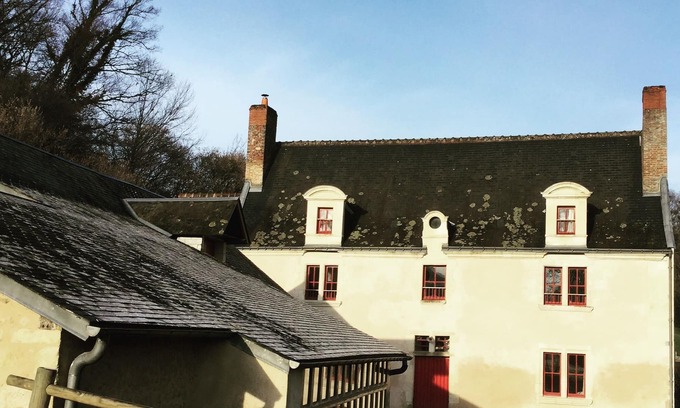 Les Essards Casa | 17th century manor for 10p with jacuzzi and sauna