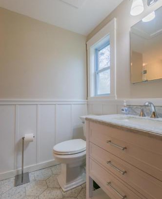 Sandwich Casa | 18 Bourne Avenue Sandwich - - Cape Cod