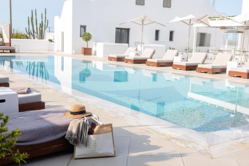 Agios Prokopios Hotel | 18 Grapes Hotel