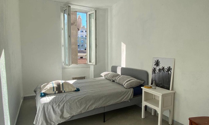 Saint-Charles Cabina | 18 m² Habitación privada ∙ 1 habitación ∙ 2 personas