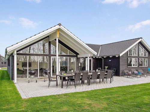 Olpenitz Casa | 18 person holiday home in Hasselberg