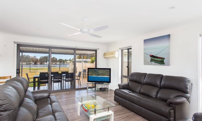 Tuncurry Casa | 18 Rest Point Parade, A Beautiful Waterfront Family Friendly Home!