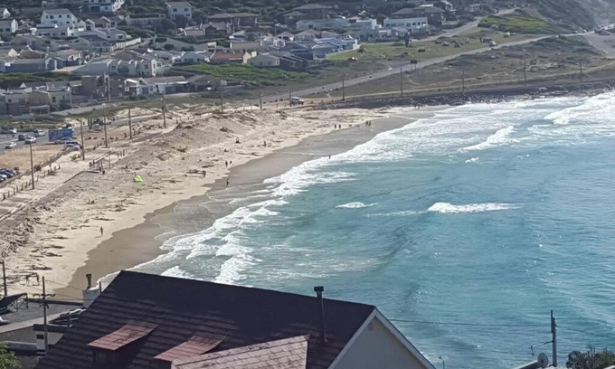Glencairn Apartamento | 18 Steps - Seaside Cottage with breathtaking views