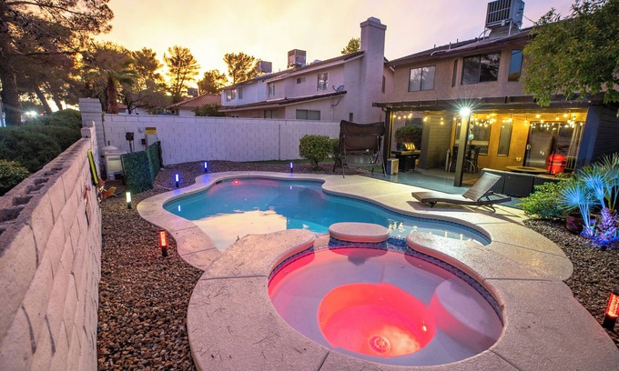 Green Valley Casa | 1800 SqFt House With Heatable Pool Spa 13Min From Strip