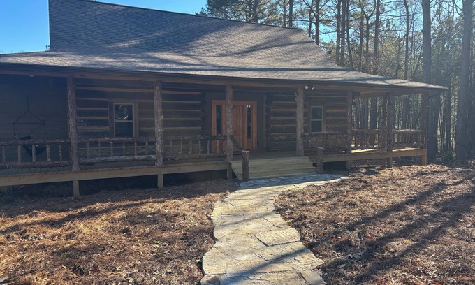 Arkadelphia Casa | 1850 log cabin with 2 br, 2 baths, W/D, mini split A/C, carport attached