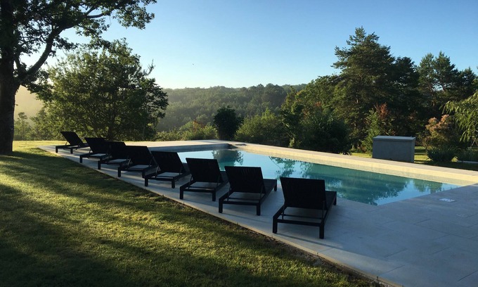 Saint-Laurent-des-Batons Otro | Casa de campo del siglo XVIII en el campo ondulado de Dordoña, con piscina, en 11 acres