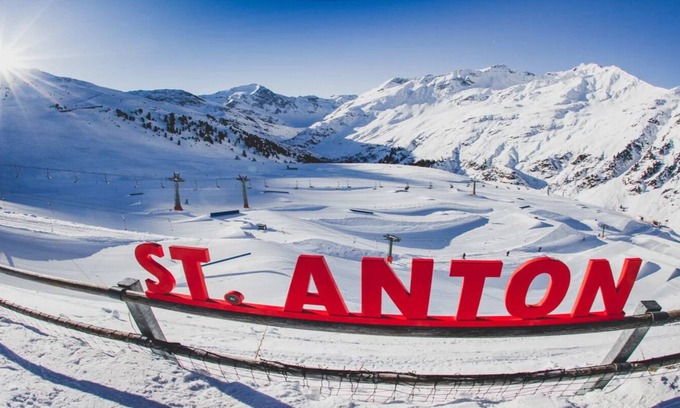 Sankt Anton am Arlberg Chalet De Esquí | 18TH CENTURY CHALET APARTMENT NEXT TO NASSEREIN LIFT STATION